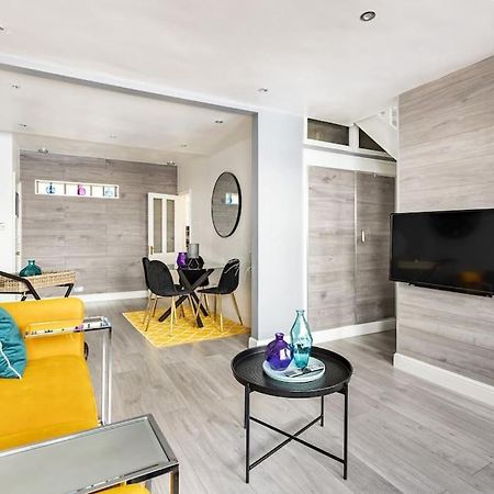 One Bedroom Duplex Apartment Located In Cowley. อ็อกซ์ฟอร์ด ภายนอก รูปภาพ