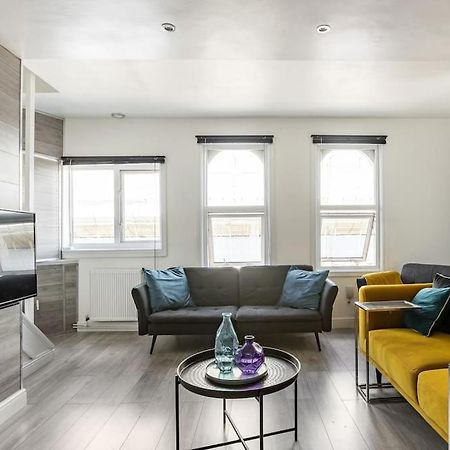 One Bedroom Duplex Apartment Located In Cowley. อ็อกซ์ฟอร์ด ภายนอก รูปภาพ